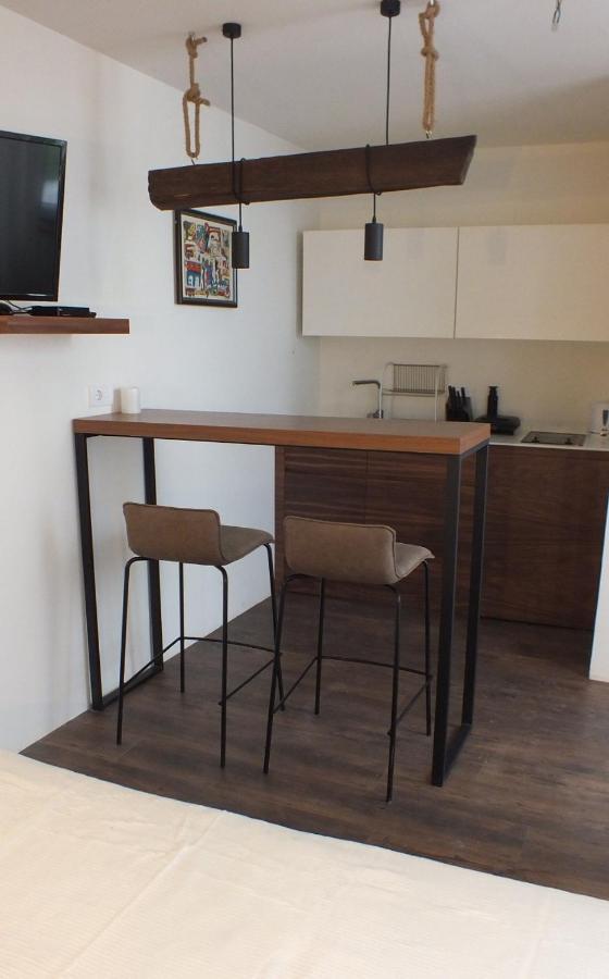 Little L Apartments Dorcol 베오그라드 외부 사진