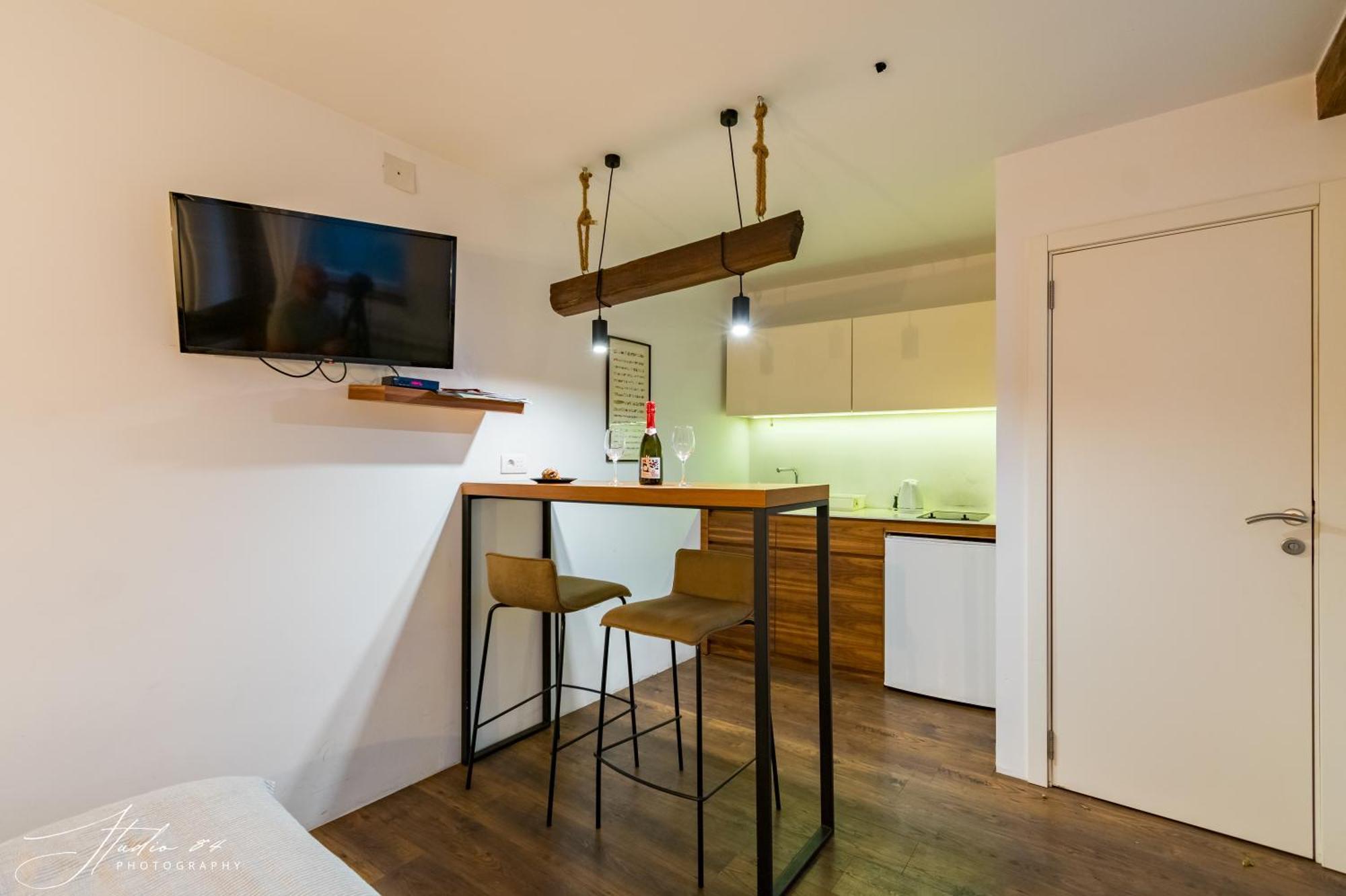 Little L Apartments Dorcol 베오그라드 외부 사진